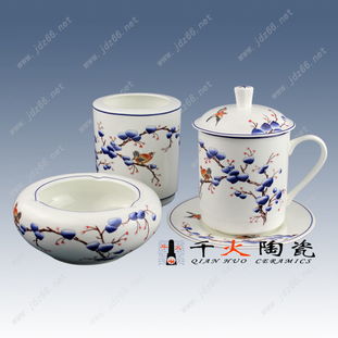 景德鎮(zhèn)陶瓷辦公用品三件套與陶瓷茶杯廠家批發(fā)指南